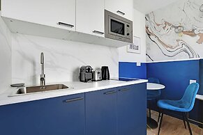 Modern Sutdio for 2 With A/C - Near Montmartre