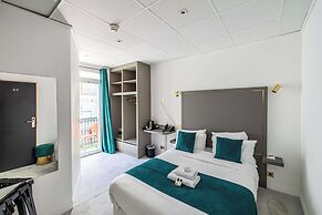 Hotel Avaton - Deluxe Bedroom With Private Balcony