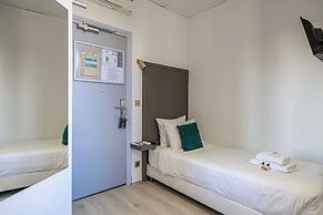 Hotel Avaton - Single Bedroom - Cannes Palais