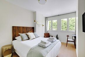 Modern 