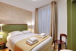 Chic Studio for 2 People - Republique