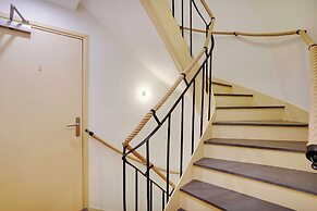 Intimate Studio - 2P - Folie-mericourt