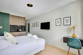 Modern 