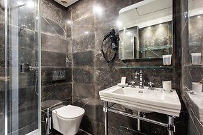 Modern Studio for 4 People - Arc de Triomphe