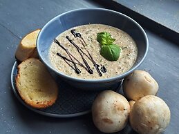 Noclegi Stadion Bed & Breakfast