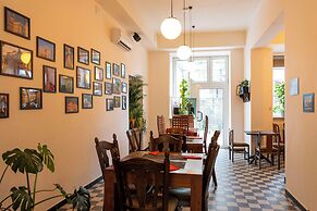 Noclegi Stadion Bed & Breakfast