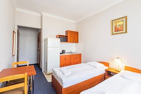 Noclegi Stadion Bed & Breakfast