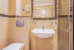 Noclegi Stadion Bed & Breakfast