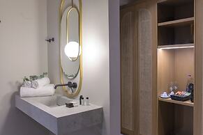 Castello Boutique Suites by the sea - Adults Only