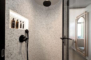 Castello Boutique Suites by the sea - Adults Only