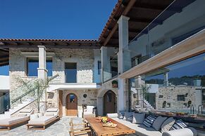 Moundros Luxury Villa & Spa