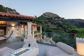 Moundros Luxury Villa & Spa