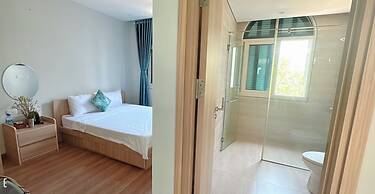 The Costis Homestay & Hotel