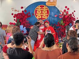 The Costis Homestay & Hotel