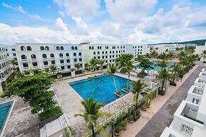 The Costis Homestay & Hotel