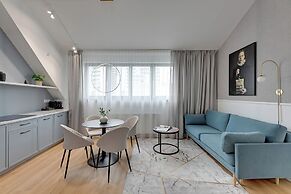 Waterlane Vintage Fitness & Gym by Downtown Apartments