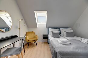 Waterlane Vintage Fitness & Gym by Downtown Apartments