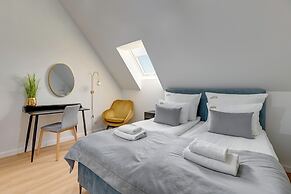 Waterlane Vintage Fitness & Gym by Downtown Apartments