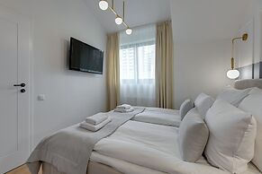 Waterlane Vintage Fitness & Gym by Downtown Apartments