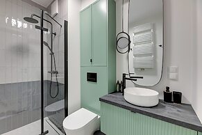 Waterlane Vintage Fitness & Gym by Downtown Apartments