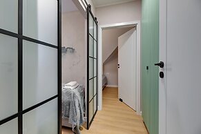 Waterlane Vintage Fitness & Gym by Downtown Apartments