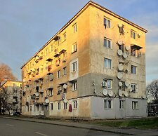 Urban Studio for a Real Ghetto Experience