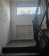 Urban Studio for a Real Ghetto Experience