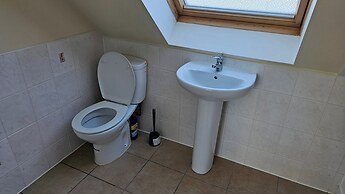 Tranquil Retreat in Gorebridge