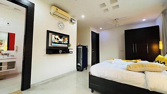 Bluo Stays - DLF Cybercity