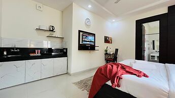 Bluo Stays - DLF Cybercity