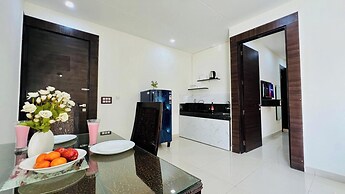 Bluo Stays - DLF Cybercity