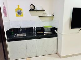 Bluo Stays - DLF Cybercity