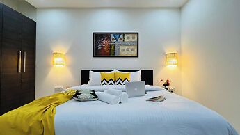 Bluo Stays - DLF Cybercity