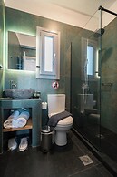 Uranides Luxury Suites