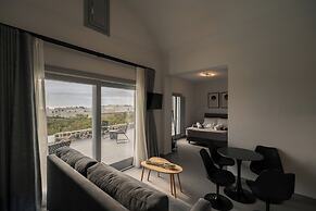 Uranides Luxury Suites