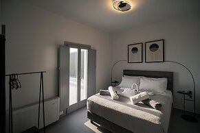 Uranides Luxury Suites