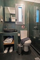 Uranides Luxury Suites