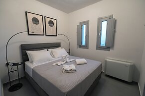 Uranides Luxury Suites