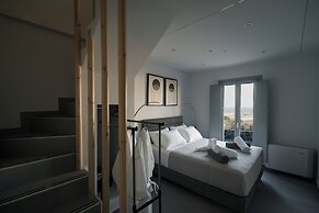 Uranides Luxury Suites