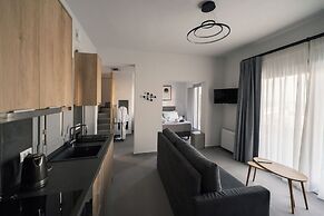 Uranides Luxury Suites