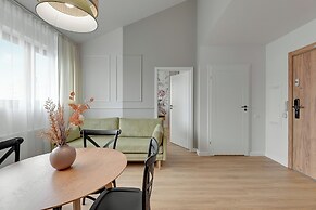 Waterlane Vintage Fitness & Parking by Downtown Apartments