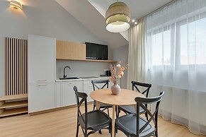 Waterlane Vintage Fitness & Parking by Downtown Apartments