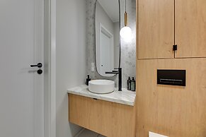 Waterlane Vintage Fitness & Parking by Downtown Apartments