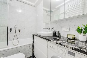 Lumina apartment in center Warsaw
