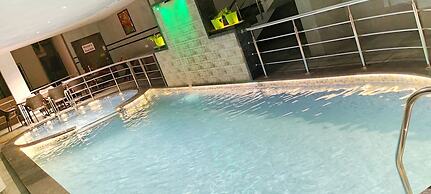 Gulmohar Resort And Spa