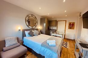 Beautiful 1-bed Studio in Penrith