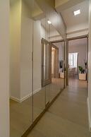 Charming 2BR Apartment - Steps to Romanian Athenaeum