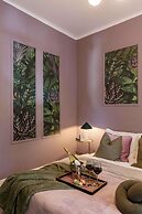 Serene 1BR Apartment in University Square