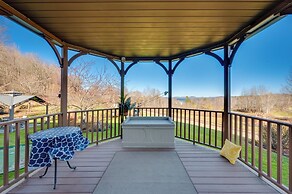 Lake View & Games: Family Escape in Newport!