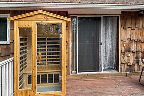 Peek-a-boo Lake Views & Yard: Windham Home